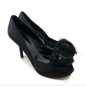 Moda Spana black heel pump with 3D rose appliqué